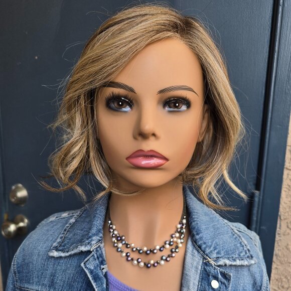 LOS ANGELES Wig, Belle Tress, Macadamia Latte, NEW, Extend Lace Front, Mono part - Picture 2 of 13